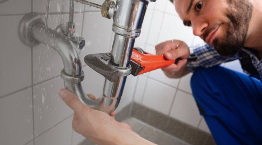 Local water heater installation in Lansing, IA